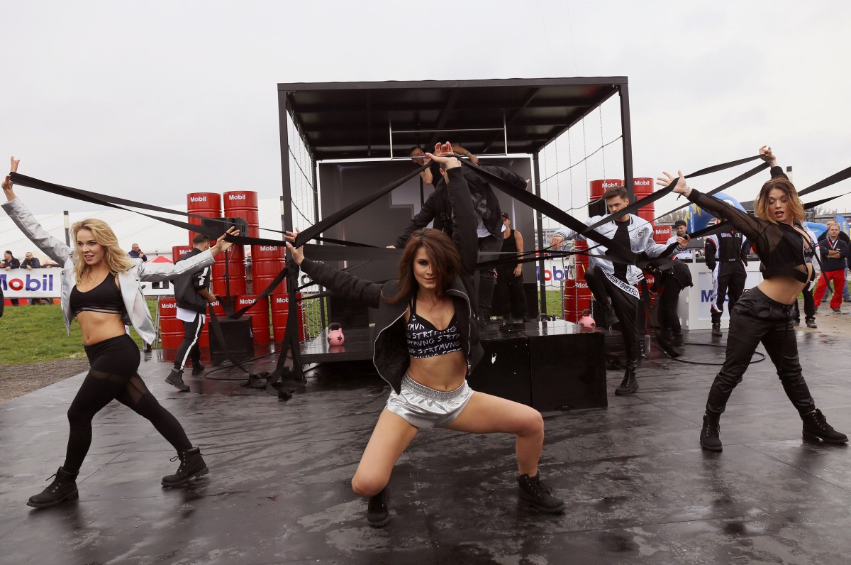 VOLT GROUP IN SHOW FOR MOBILE 1 DURING INTERCARS EVENT!