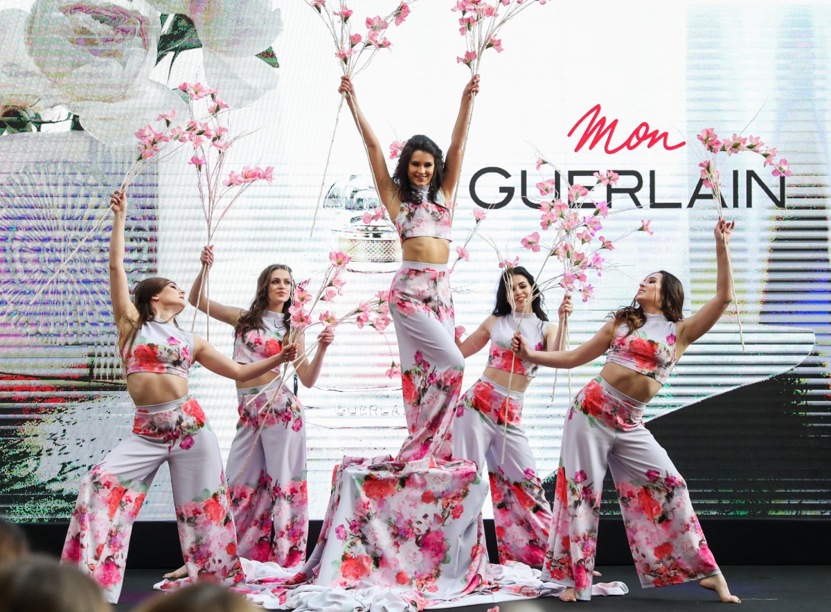 Egurrola Dance Agency’s dancers on Sephora Trend Report