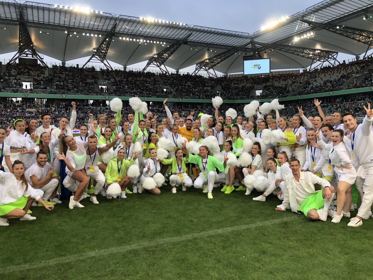 Dance Opening of the "Wielki Mecz WOŚP&TVN" by Egurrola Dance Studio dancers!