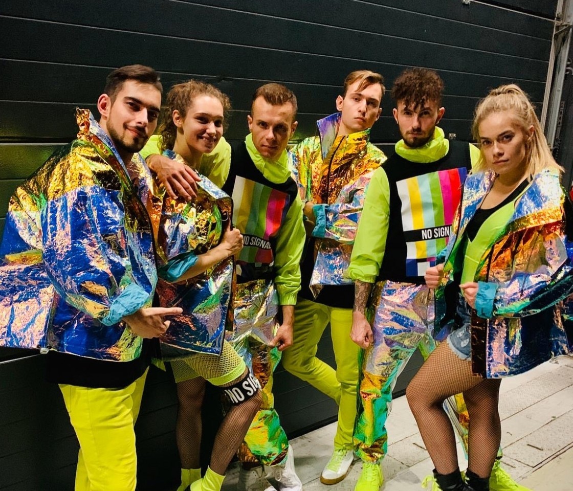 Egurrola Dance Agency dancers in the semifinal episode of "Mam Talent"