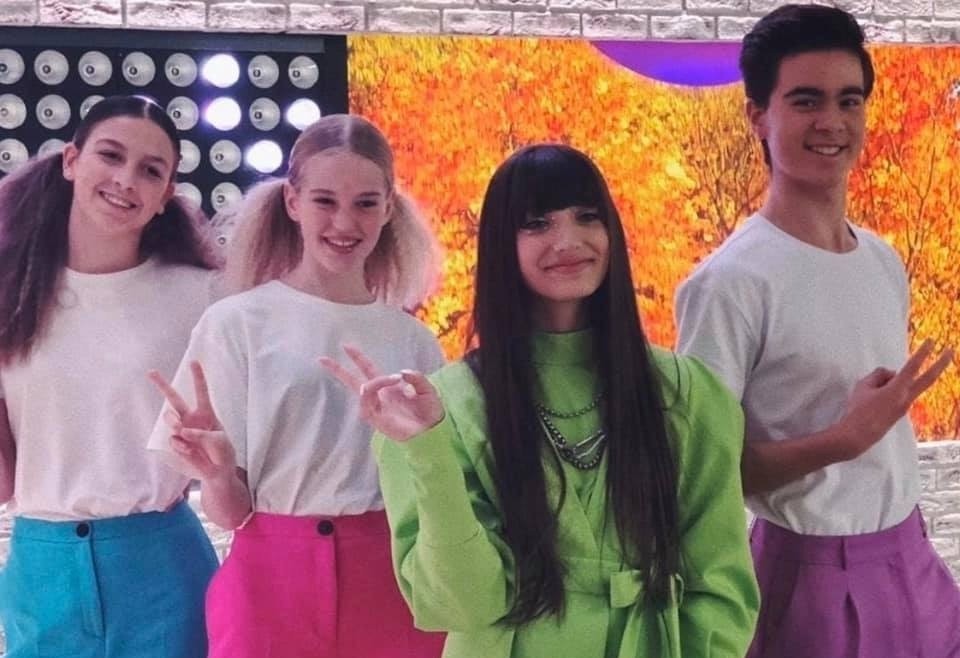 Young dancers of Egurrola Dance Studio in "Pytanie na Śniadanie"