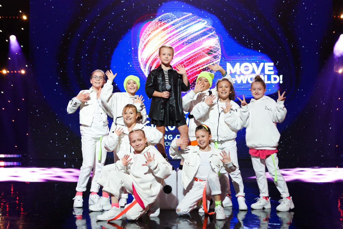 OUR YOUNG DANCERS FROM SWAGG KIDS TAKE THE STAGE AT THE SIDE OF ALICJA TRACZ AT THE JESC2020 PRESS CONFERENCE!