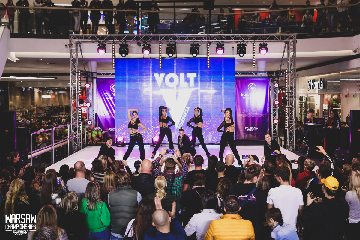 VOLT GROUP DURING EGURROLA DANCE LEAGUE!