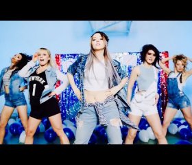 Karolina Dziemieszkiewicz Dizzy